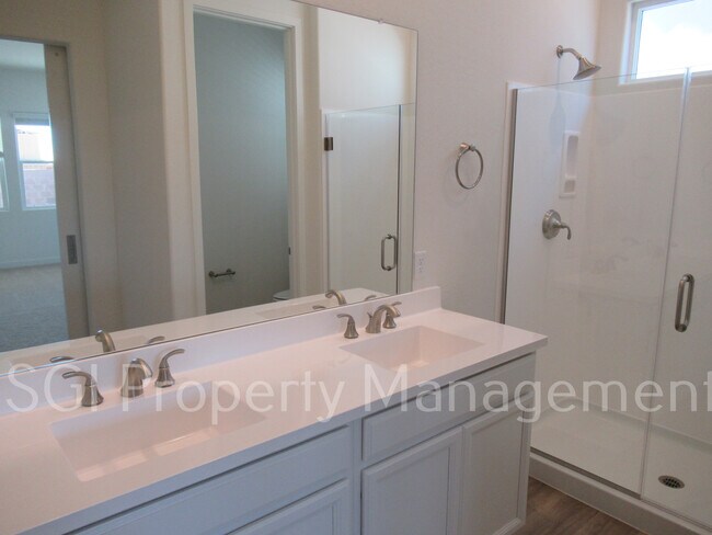 10165 E Thistle Ave Mesa, AZ 85212 photo 5