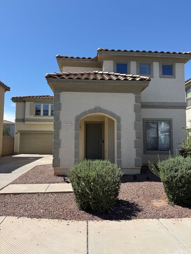 11214 W Pierce St Avondale, AZ 85323 photo 2