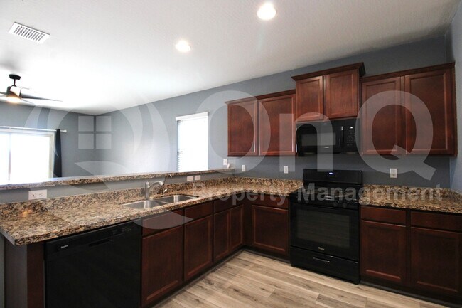 20481 N Grantham Rd Maricopa, AZ 85138 photo 3