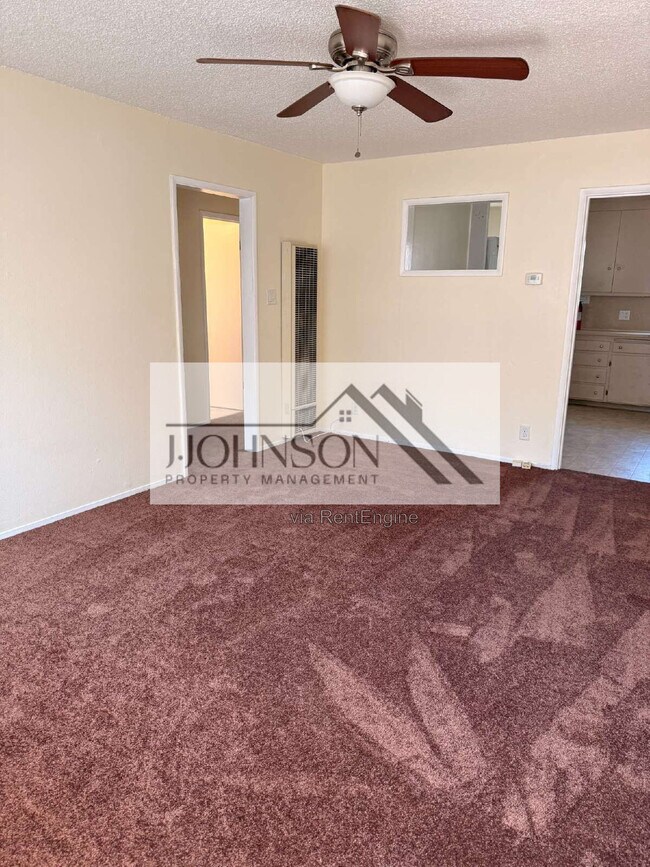1554 165th Ave photo 3
