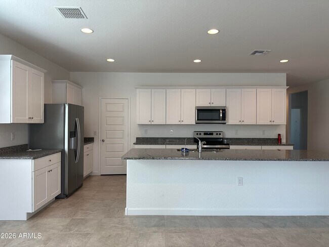 3121 W Shanley Ave Apache Junction, AZ 85120 photo 4