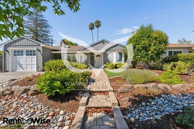 1276 Connecticut Dr photo 4