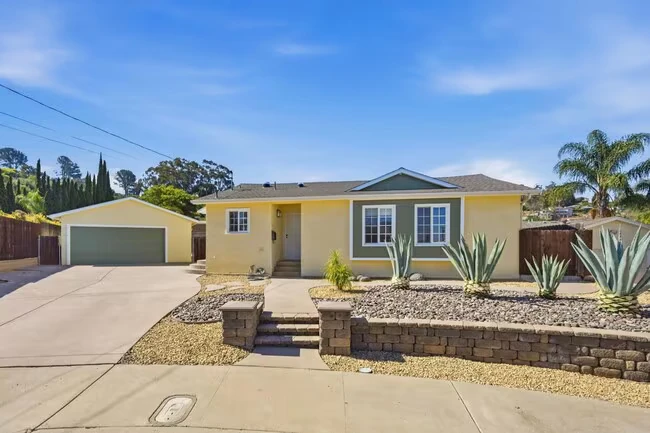 1677 Sandos St El Cajon, CA 92019