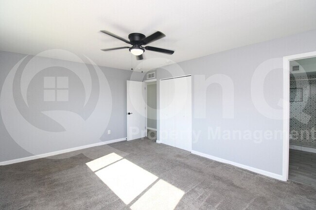 2148 S Emerson Mesa, AZ 85210 photo 4