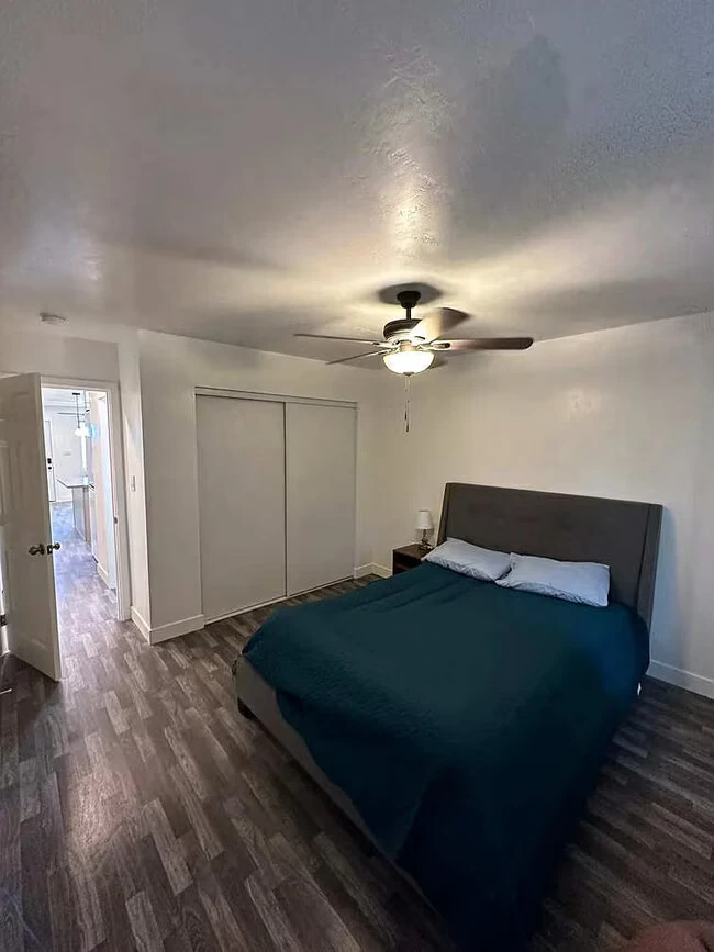6427 Shaules Ave San Diego, CA 92114 photo 3
