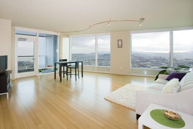 425 1st St San Francisco, CA 94105 photo 2