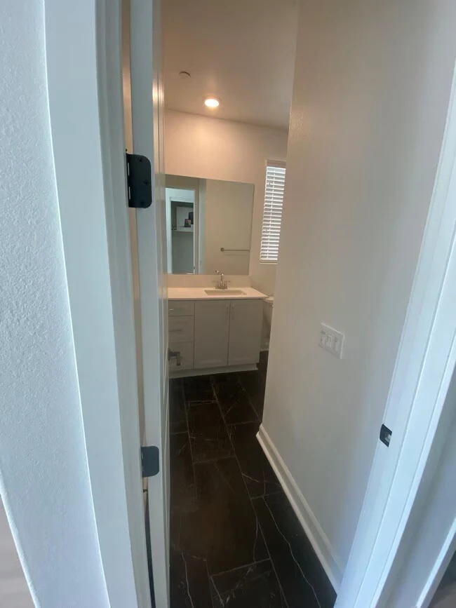 705 Westbrook Loop San Marcos, CA 92078 photo 2