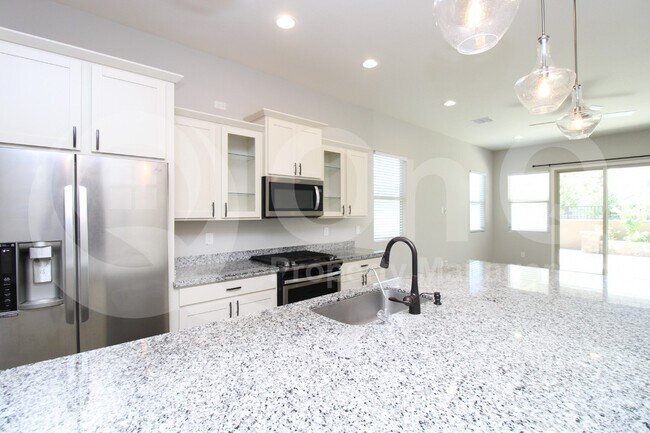 2051 E Wisteria Dr Chandler, AZ 85286 photo 3