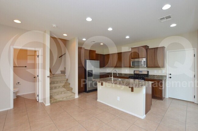 4451 E Remington Dr Gilbert, AZ 85297 photo 3