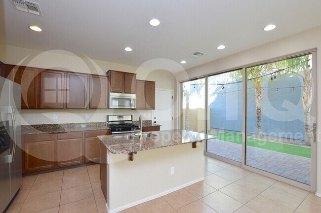 4451 E Remington Dr Gilbert, AZ 85297 photo 4
