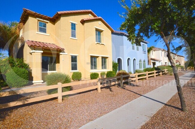 4451 E Remington Dr Gilbert, AZ 85297 photo 2