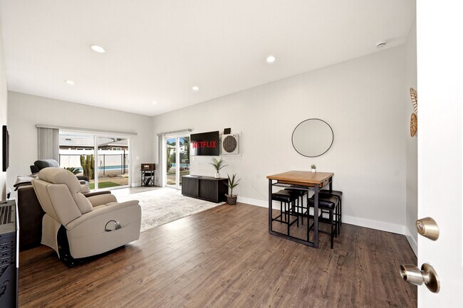 477 Taft Ave El Cajon, CA 92020 photo 3
