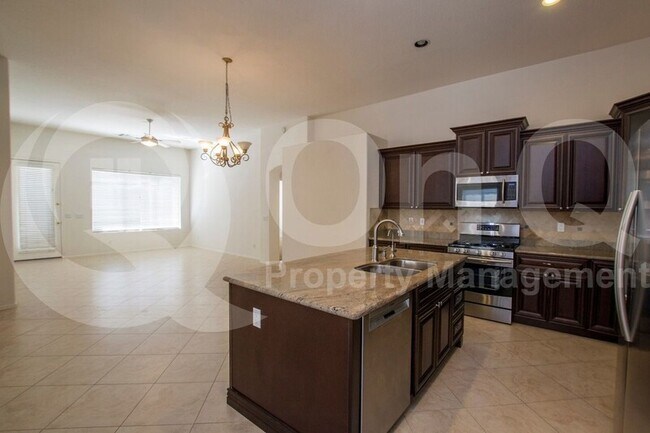 373 W Thompson Pl Chandler, AZ 85286 photo 5