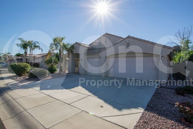 373 W Thompson Pl Chandler, AZ 85286 photo 2