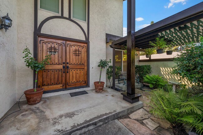 146 Mountain View Ave Los Altos, CA 94024 photo 4