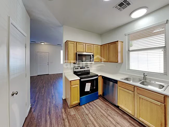 5331 W Illini St Phoenix, AZ 85043 photo 5
