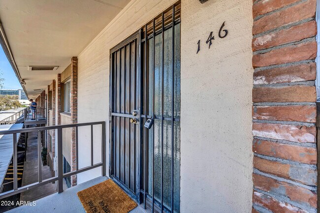 4701 N 68th St Scottsdale, AZ 85251 photo 5