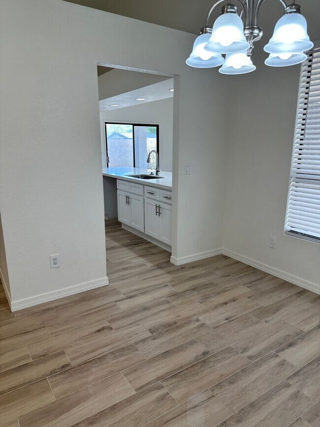 3948 E White Aster St Phoenix, AZ 85044 photo 4