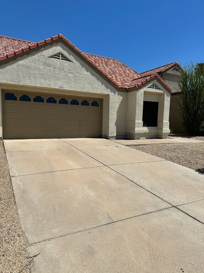 3948 E White Aster St Phoenix, AZ 85044 photo 2