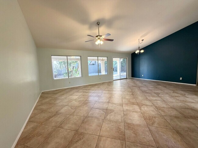 4207 E Juanita Ave Gilbert, AZ 85234 photo 5