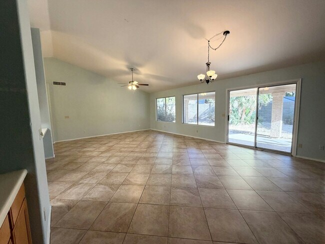 4207 E Juanita Ave Gilbert, AZ 85234 photo 4