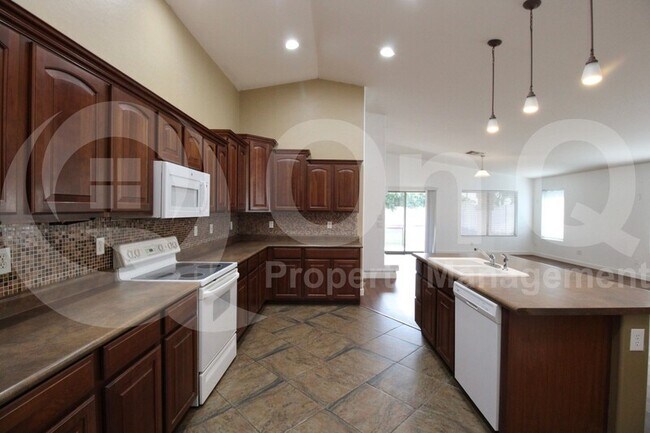 4631 E Buckboard Ct Gilbert, AZ 85297 photo 4