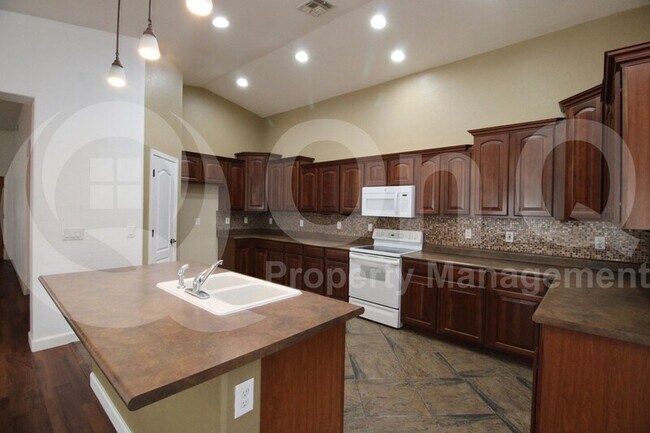 4631 E Buckboard Ct Gilbert, AZ 85297 photo 3