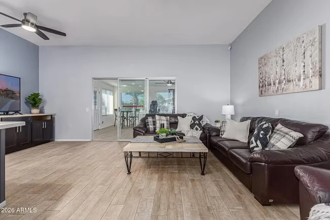 11210 W Pueblo Ct Sun City, AZ 85373 photo 5