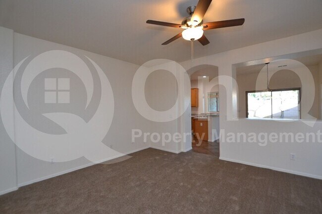 22207 N Gibson Dr Maricopa, AZ 85139 photo 5