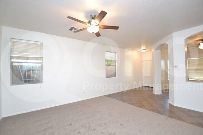 22207 N Gibson Dr Maricopa, AZ 85139 photo 4