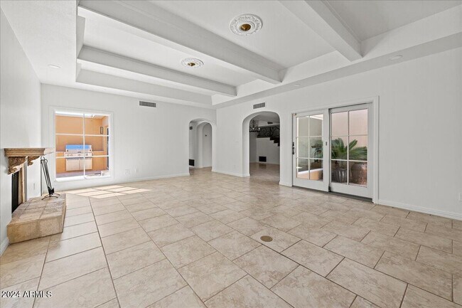 4327 N 69th Way Scottsdale, AZ 85251 photo 2