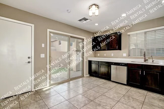 2558 E Boston St Gilbert, AZ 85295 photo 4