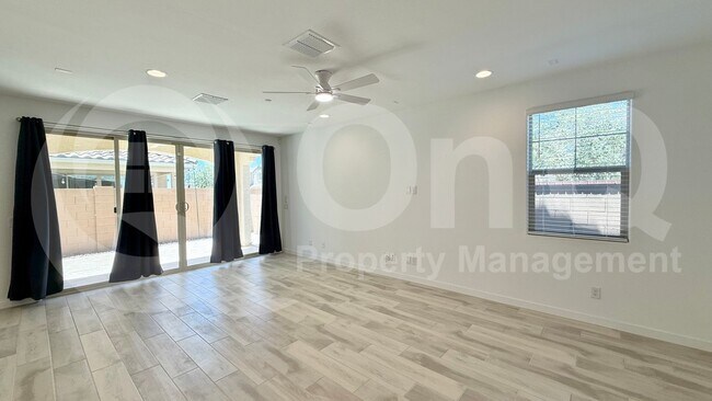 636 S Jacana Ln Gilbert, AZ 85296 photo 5