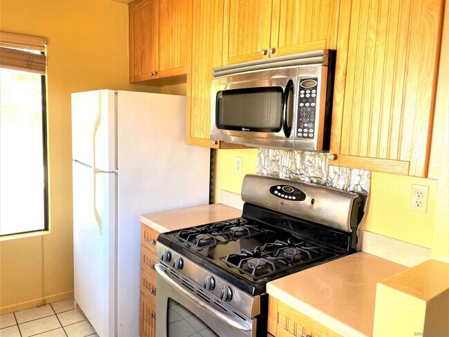 8439 Westmore Rd San Diego, CA 92126 photo 4