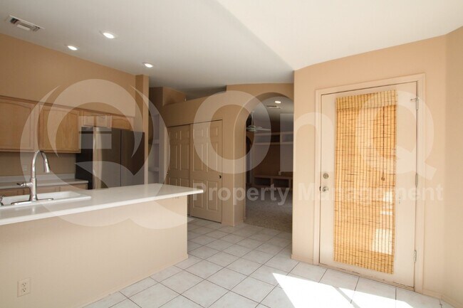 16805 E Glenbrook Blvd Fountain Hills, AZ 85268 photo 3