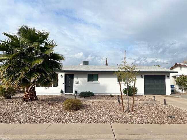 2204 N Normal Ave Tempe, AZ 85288 photo 2