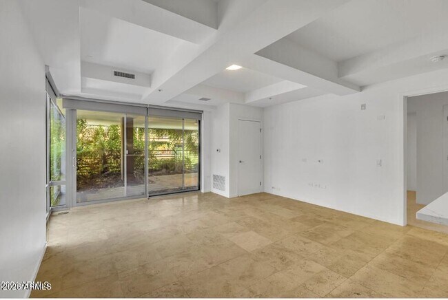 7127 E Rancho Vista Dr Scottsdale, AZ 85251 photo 3
