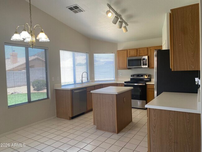 1704 E Pontiac Dr Phoenix, AZ 85024 photo 5