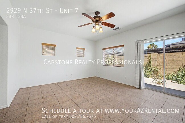 2929 N 37th St Phoenix, AZ 85018 photo 3