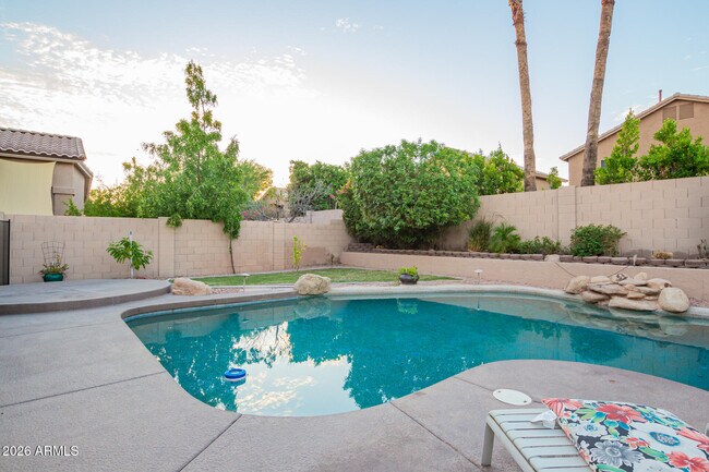 9696 E Sheena Dr Scottsdale, AZ 85260 photo 2