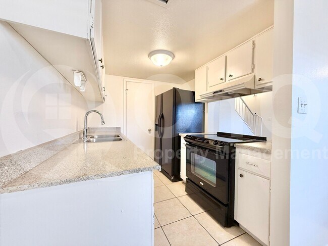 4227 N 68th Dr Phoenix, AZ 85033 photo 5