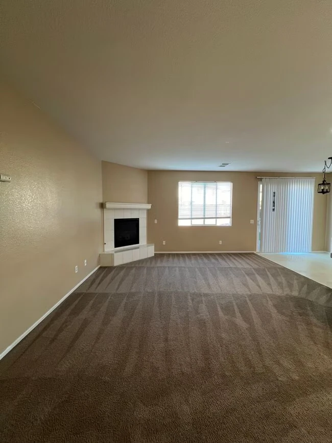 38434 Coralino Dr Murrieta, CA 92563 photo 5