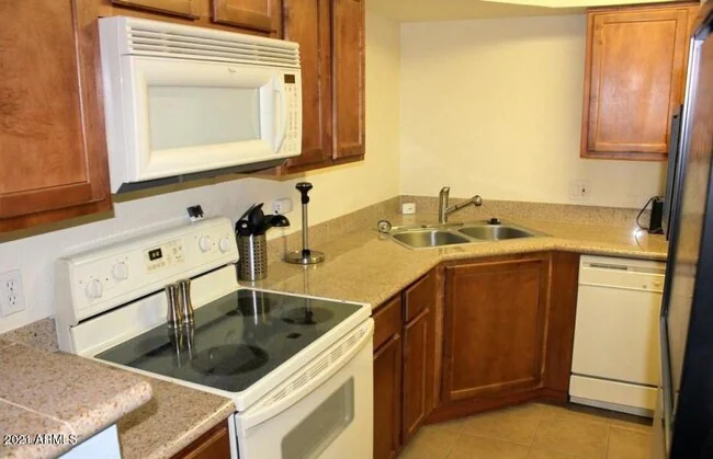 8787 E Mountain View Rd Scottsdale, AZ 85258 photo 5