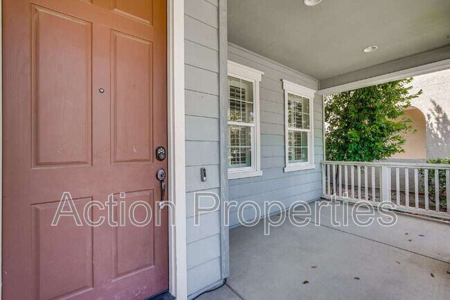 675 W Esplanade Dr Mountain House, CA 95391 photo 2