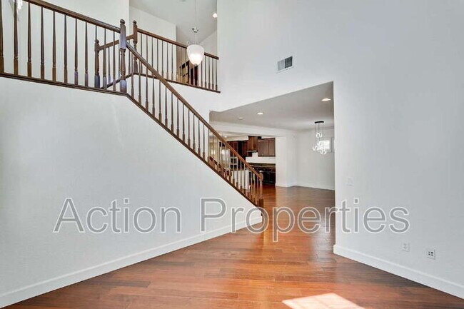 675 W Esplanade Dr Mountain House, CA 95391 photo 4