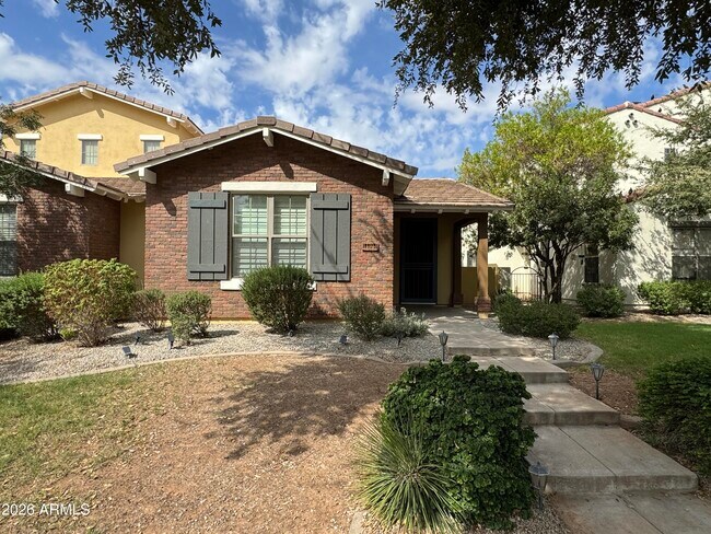 13394 N 151st Dr photo 4