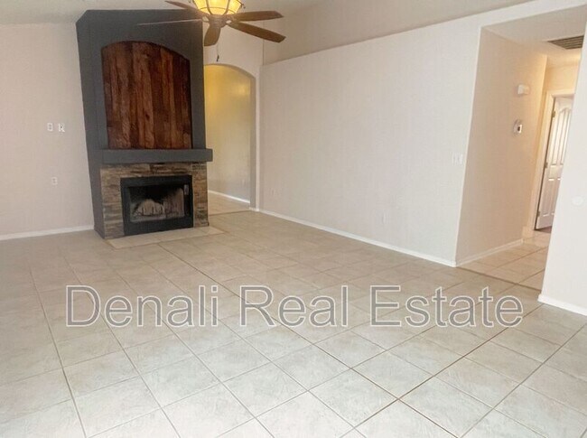 1448 S Western Skies Dr Gilbert, AZ 85296 photo 4