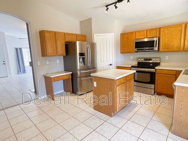 1448 S Western Skies Dr Gilbert, AZ 85296 photo 5
