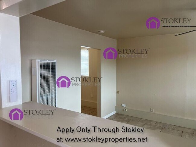 715 B St photo 4