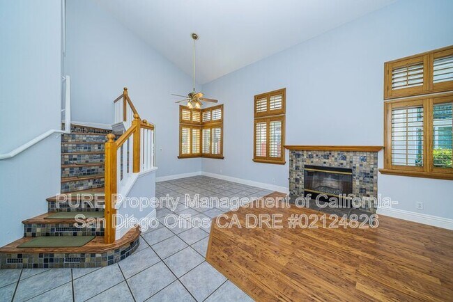 574 Iona Ct Escondido, CA 92027 photo 2